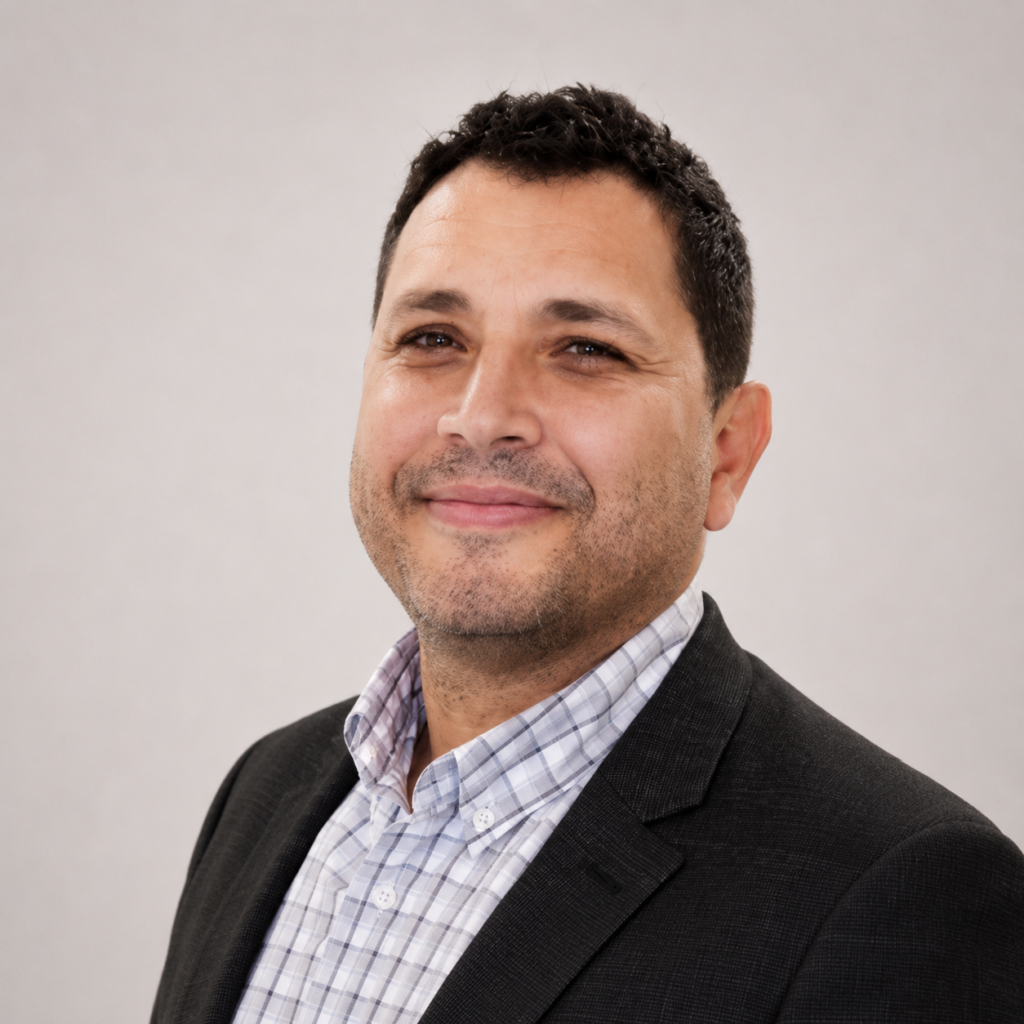 <h3>yair swissa</h3> <h4>owner ceo</h4>